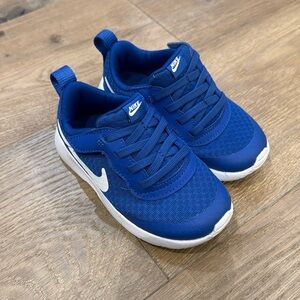 Nike Tanjun EZ Sneaker